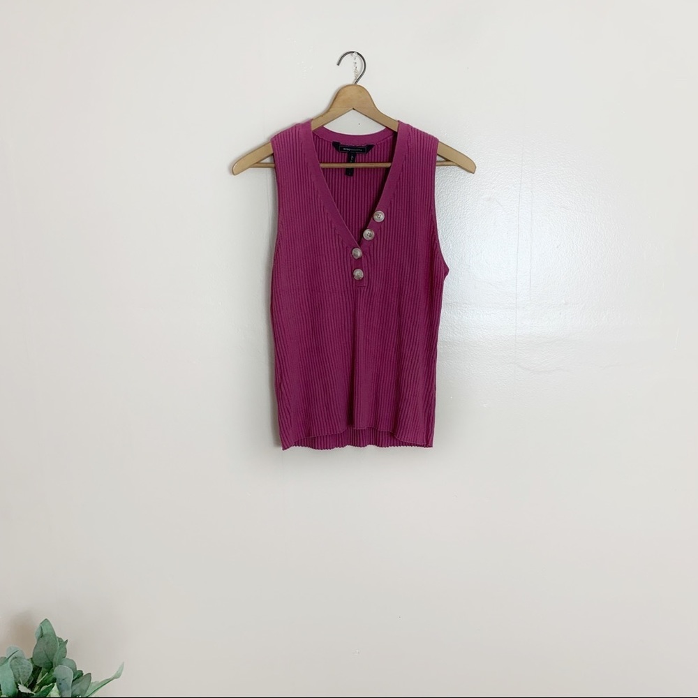[BCBGMaxazria] Pink Ribbed Button Detail Sleeveless Knit Tank Top